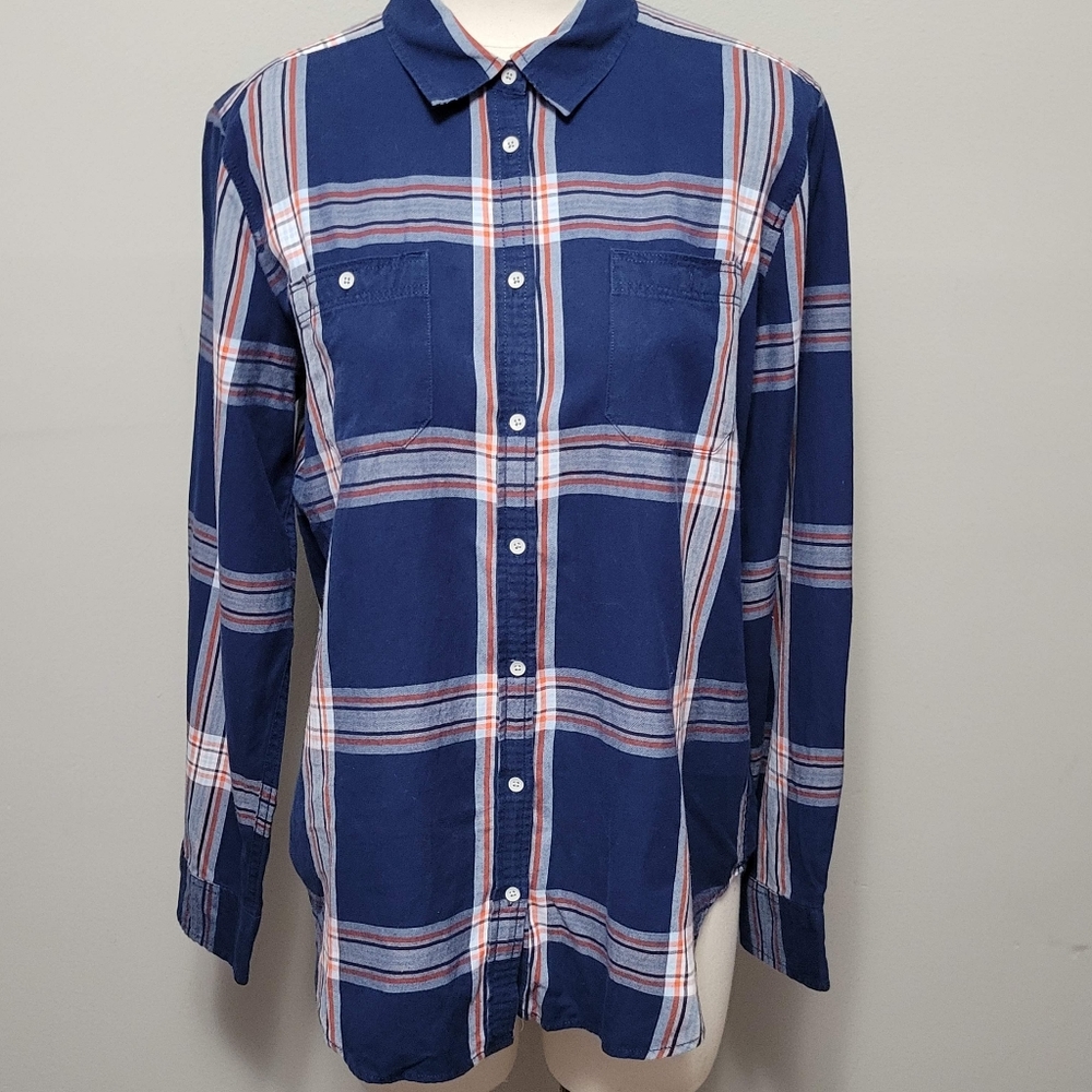 Stylus navy plaid button down size large